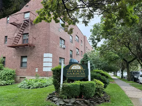21604 47th Ave #1B, Bayside, NY 11361