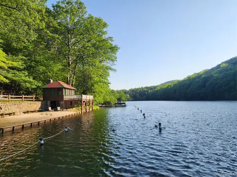 View/Area - 167 Highland Rd, Philipstown, NY 10516 photo 1 of 2