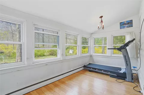 Exterior - 167 Highland Rd, Philipstown, NY 10516 photo 4 of 6