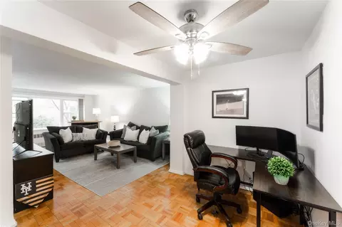 490 Atlantic Ave #111, East Rockaway, NY 11518