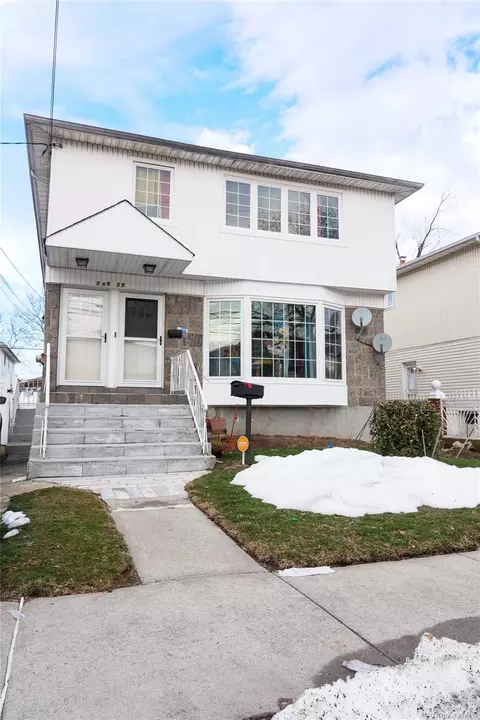 259-35 149th Rd, New York, NY 11422