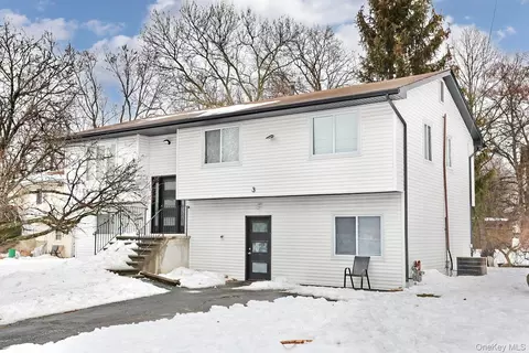 3 Stonehouse Dr, Ramapo, NY 10977 photo 1