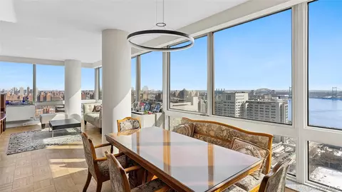 217 E 96th St #25C, New York, NY 10128