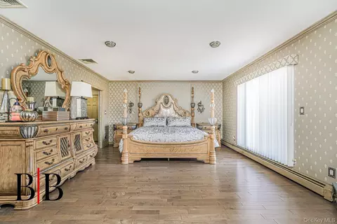 Bedroom - 2017 E 74th St, Brooklyn, NY 11234 photo 6 of 8