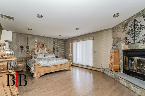 Bedroom - 2017 E 74th St, Brooklyn, NY 11234 photo 5 of 8