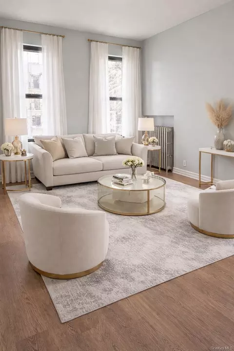 724 E 216th St # 4D, New York, NY 10467