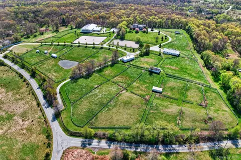 285 Hill Rd, Wallkill, NY 10940