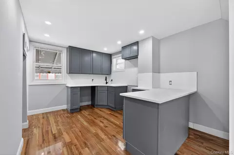 11019 Liverpool St, Jamaica, NY 11435
