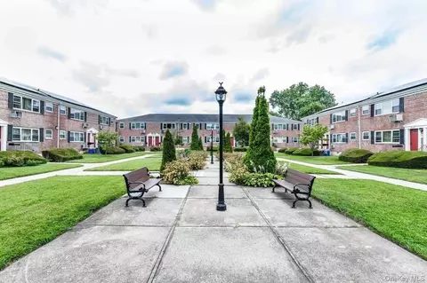 152-51 Jewel Ave #157A, Flushing, NY 11367