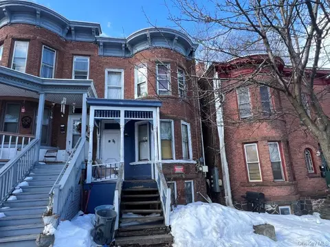 13 Liberty Wh St, Newburgh, NY 12550