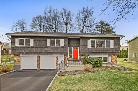 6 Jason Ln, Mamaroneck, NY 10543