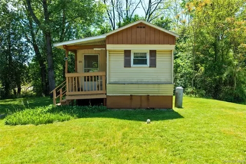 20 Tenth St, Catskill, NY 12414 photo 5
