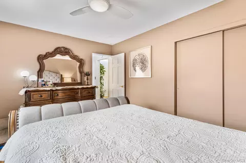 Bedroom - 1907 166th St #LOWER, Whitestone, NY 11357 photo 5 of 5