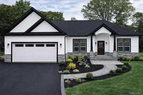 lot27 Gail Cir, Brookhaven, NY 11778