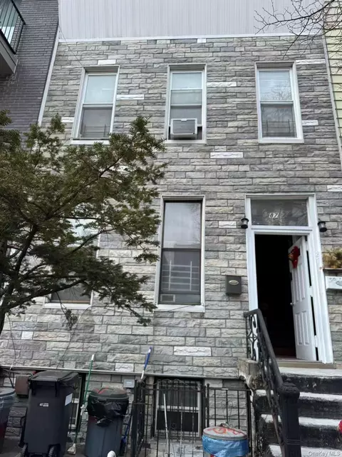 87 Stanhope St, Brooklyn, NY 11221 photo 2
