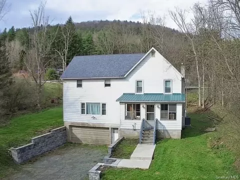 189 Church St, Deposit, NY 13783