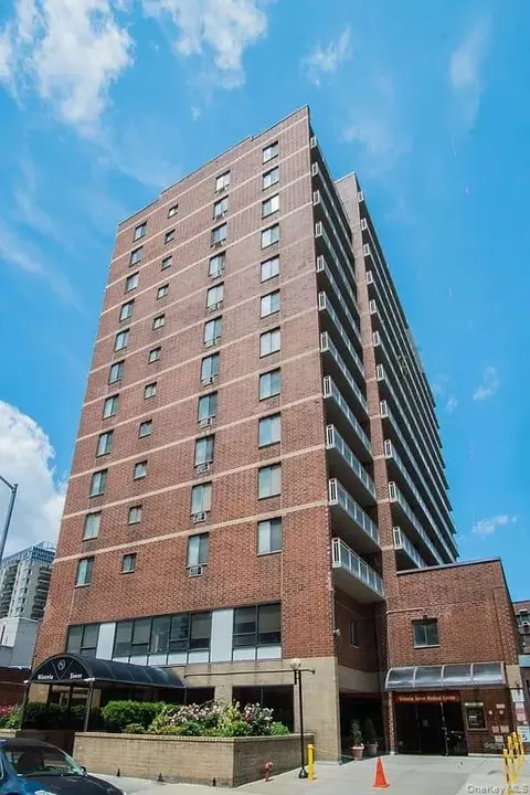 136 17 Maple Ave #14H, New York, NY 11355