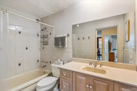 Bath - 7-24 166th St #8C, New York, NY 11357 photo 1 of 1