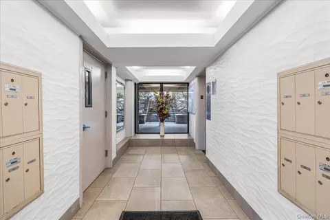 Entry Way - 7-24 166th St #8C, New York, NY 11357 photo 1 of 1