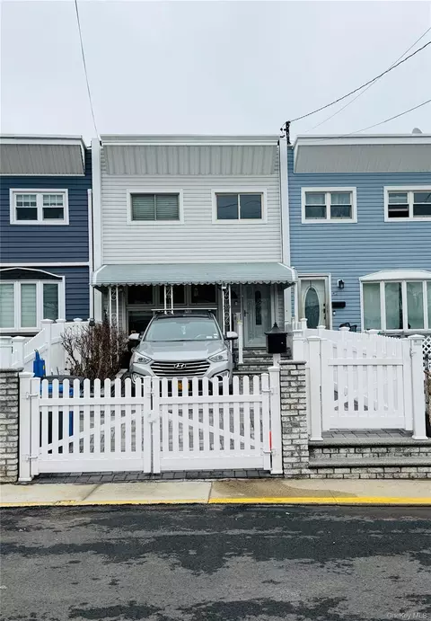 510 Reynolds Ave, New York, NY 10465