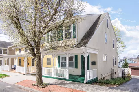 21 N Ferris St, Greenburgh, NY 10533