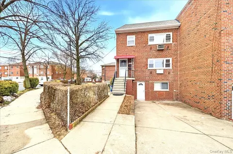 3227 Griswold Ave, New York, NY 10465
