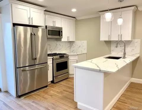 2301 Bathgate Ave, New York, NY 10458