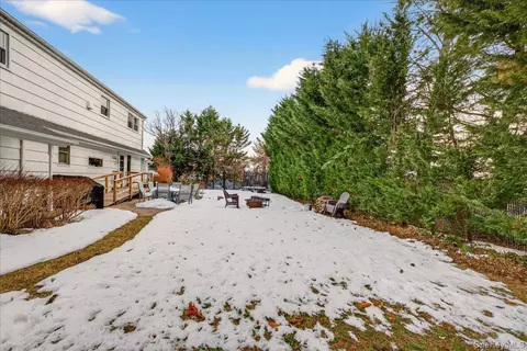 Exterior - 52 Central Ave, Patchogue, NY 11772 photo 3 of 3