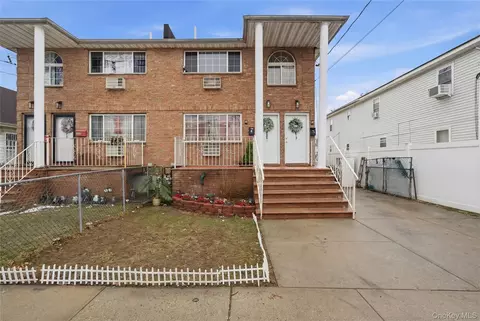 14356 229th St, New York, NY 11413
