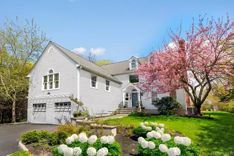 64 Bradford Ave, Rye, NY 10580