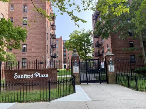 144-58 Sanford Ave #51, New York, NY 11355