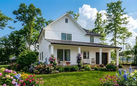352 Holt Dr, Orangetown, NY 10965