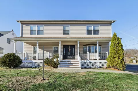 65 W Washington Ave, Orangetown, NY 10965