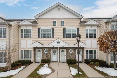 483 Spring Dr, East Meadow, NY 11554