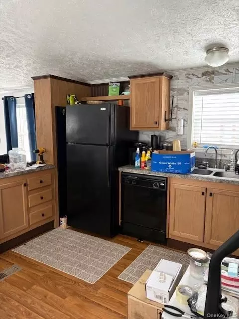 A9 Ash St, Riverhead, NY 11901 photo 10