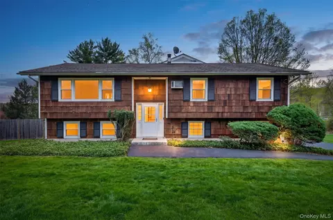 2 Old Somers Rd, Somers, NY 10589