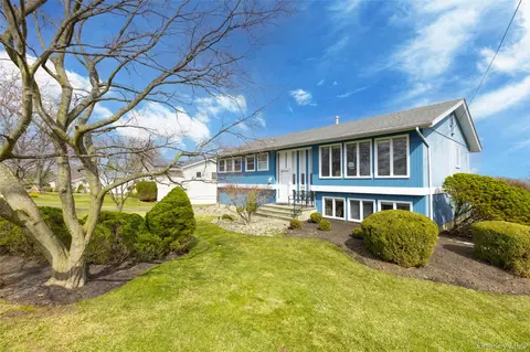 99 Lester Dr, Orangetown, NY 10983