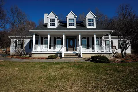220 Devon Farms Rd, Stormville, NY 12582