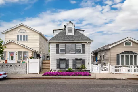 14-11 Cross Bay Blvd, Far Rockaway, NY 11693