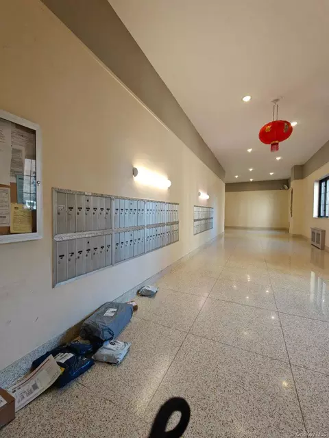 Entry Way - 134-54 Maple Ave #2W, Flushing, NY 11355 photo 1 of 1