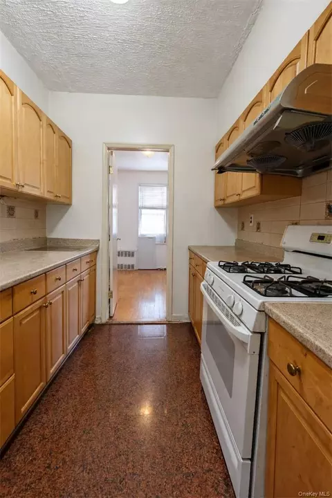 Kitchen - 134-54 Maple Ave #2W, Flushing, NY 11355 photo 1 of 2