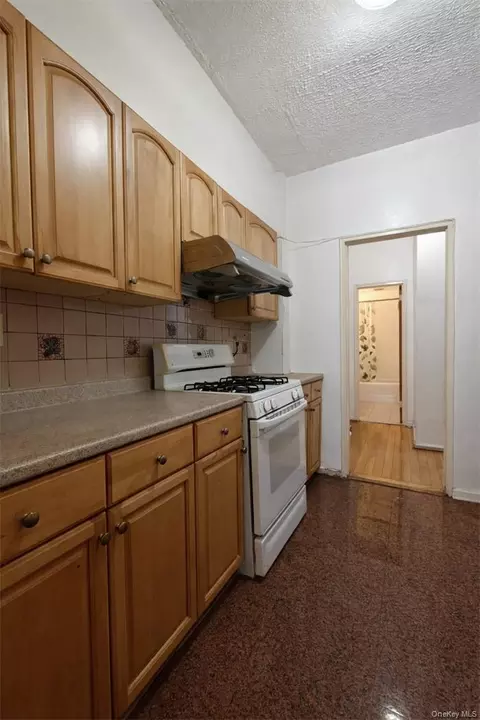 Kitchen - 134-54 Maple Ave #2W, Flushing, NY 11355 photo 2 of 2