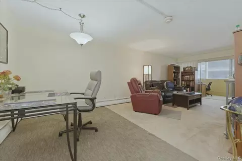 Other - 222 Smith St #2E, Freeport, NY 11520 photo 2 of 4