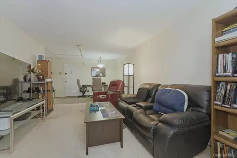 Living - 222 Smith St #2E, Freeport, NY 11520 photo 1 of 1