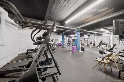 Other - 2190 Boston Rd #4E, New York, NY 10462 photo 1 of 4