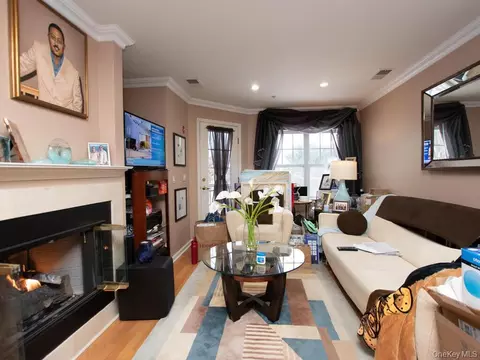 Living - 112 Riverbend Dr, Peekskill, NY 10566 photo 1 of 1