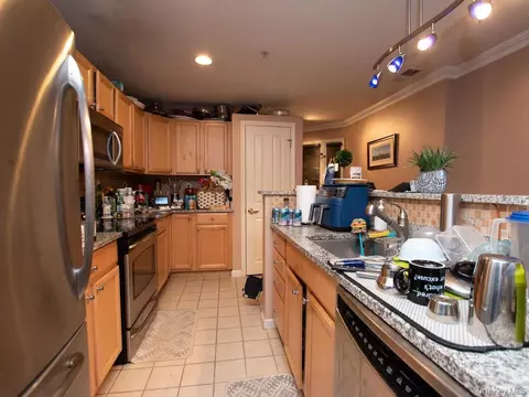 Kitchen - 112 Riverbend Dr, Peekskill, NY 10566 photo 1 of 2