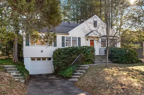 1692 Central St, Yorktown, NY 10598