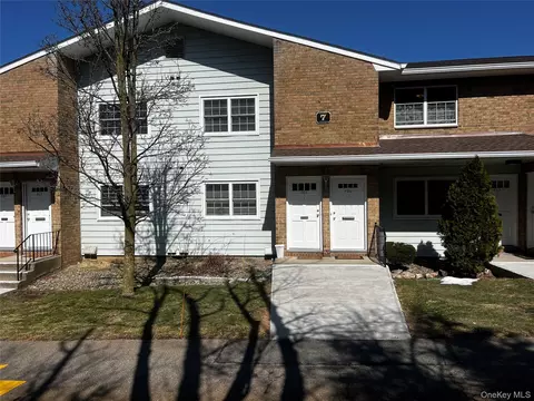Exterior - 1840 Crompond Rd #7C6, Peekskill, NY 10566 photo 1 of 3
