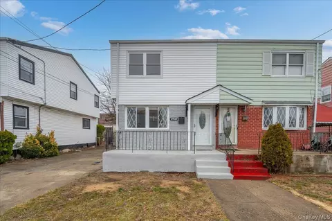 17949 Zoller Rd, Jamaica, NY 11434